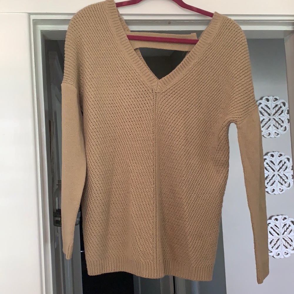 Brown knit v neck sweater
